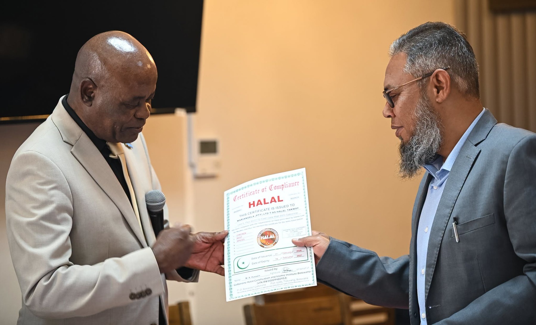 Halal certificate handover